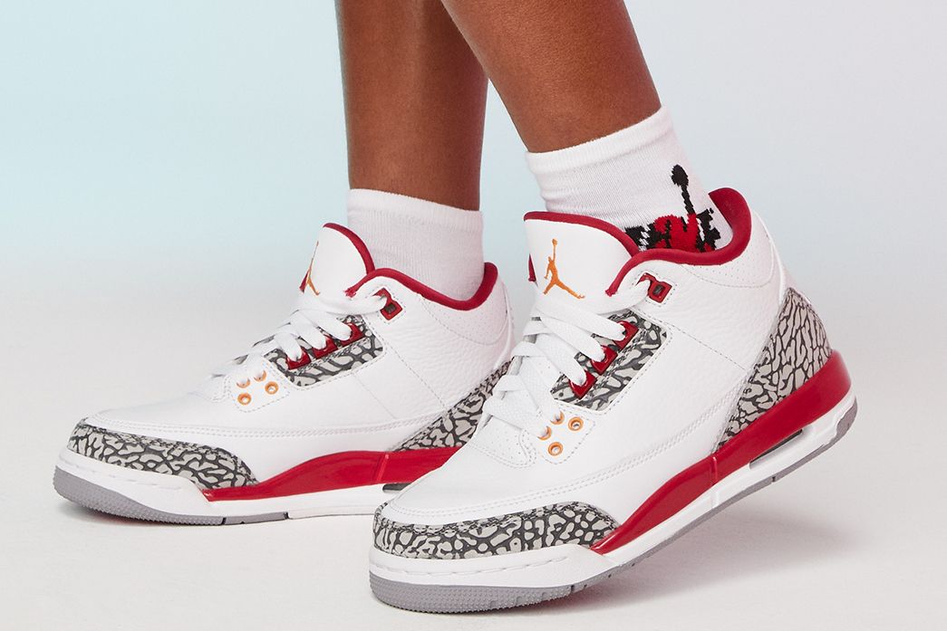 Air Jordan 3 'Cardinal' JD Sports